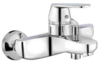 Смеситель для ванны AQUAme Prato AQMP6132 с душевым гарнитуром хром